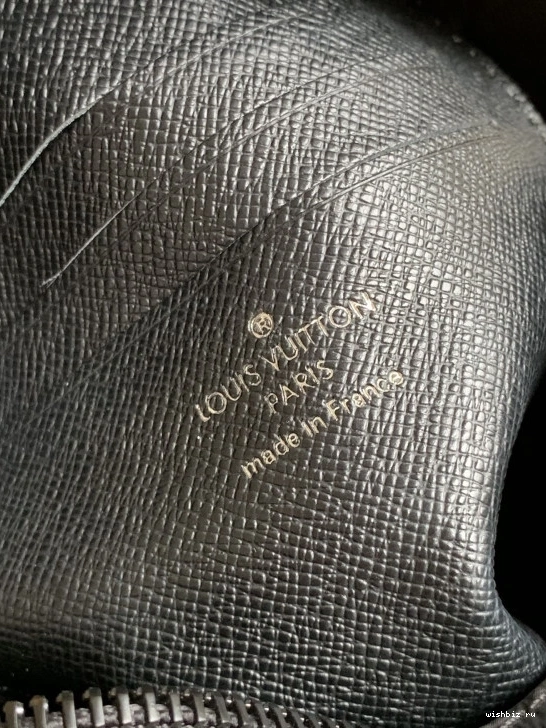 WIS VUITTON Wearable Wallet Christopher LOUIS 1109